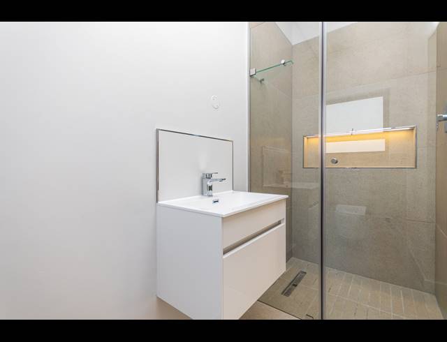 4 BEDROOM FREEHOLD FOR SALE IN SANDOWN